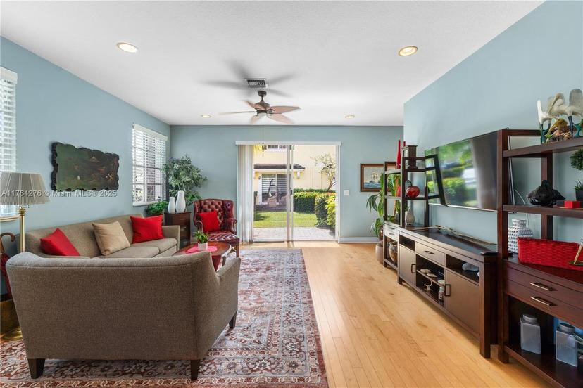 Picture of 7702 Paddock Pl # 7702, Davie FL 33328