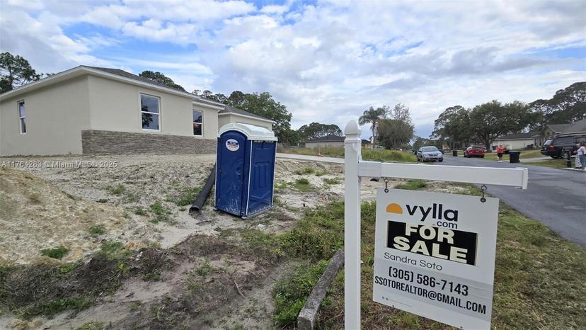 Picture of 1801 SE Warton, Palm Bay FL 32909