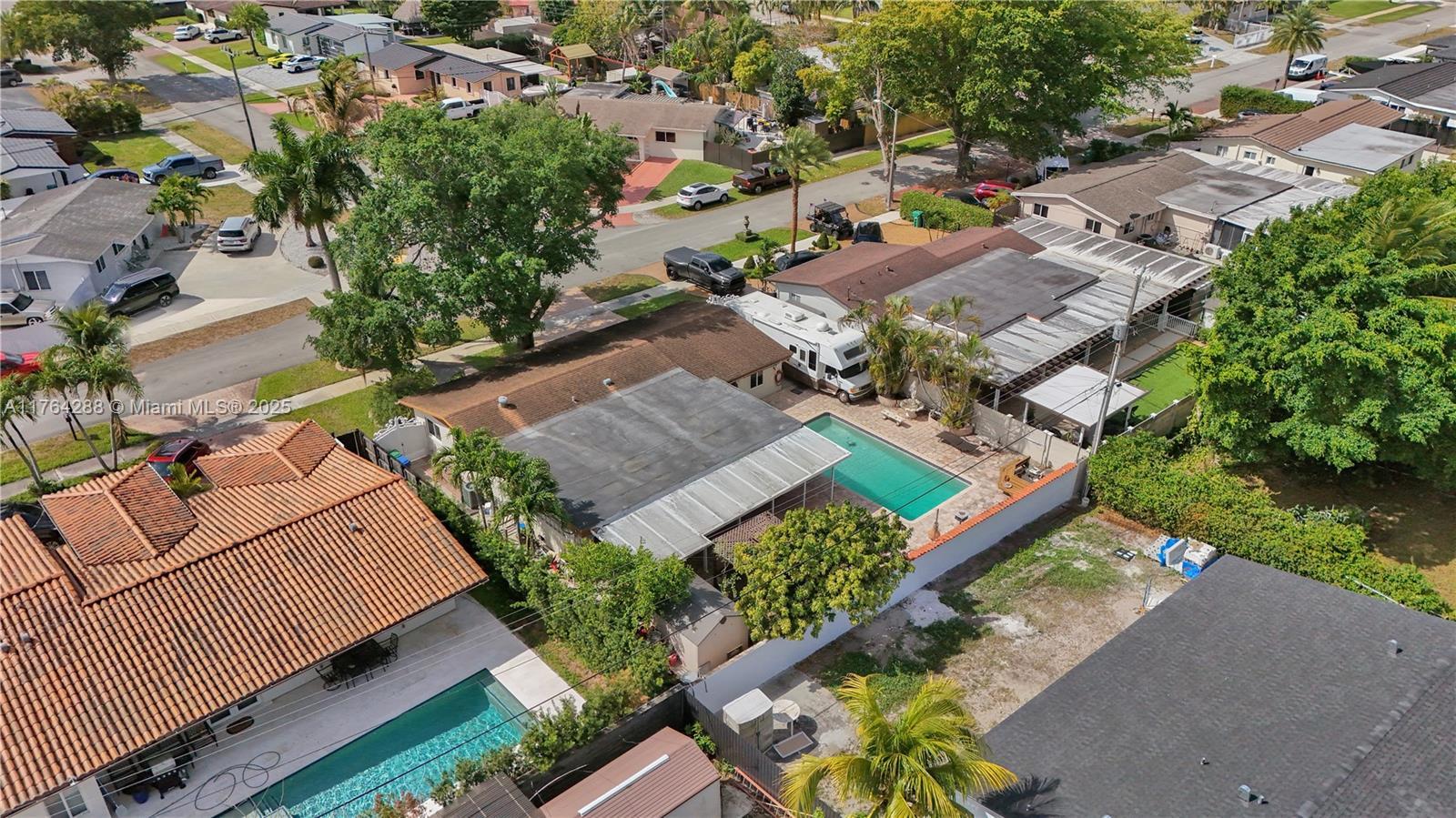 Picture of 7825 NW 174Th St, Hialeah, FL 33015