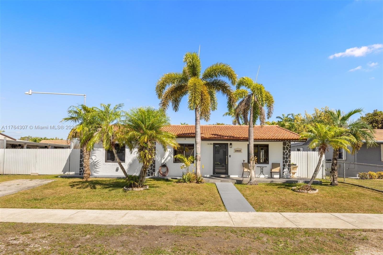 Picture of 14435 SW 293Rd Ter, Homestead, FL 33033