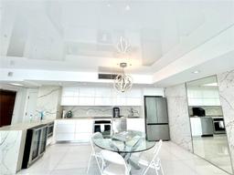Picture of 2155 Washington Ct # 607, Miami Beach, FL 33139
