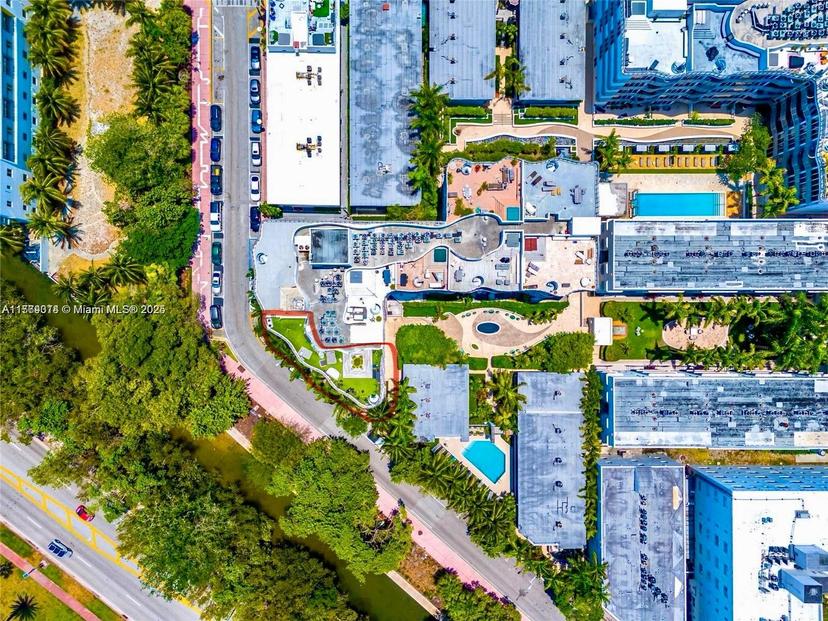 Picture of 2155 Washington Ct # 607, Miami Beach FL 33139