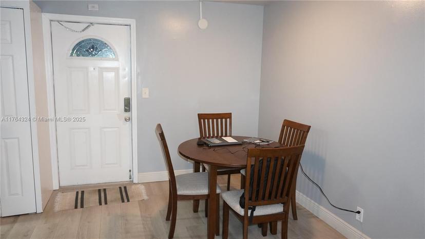 Picture of 3710 N Pine Island Rd # 320, Sunrise FL 33351