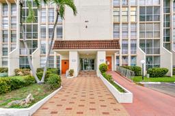 Picture of 501 Three Islands Blvd # 305, Hallandale Beach, FL 33009