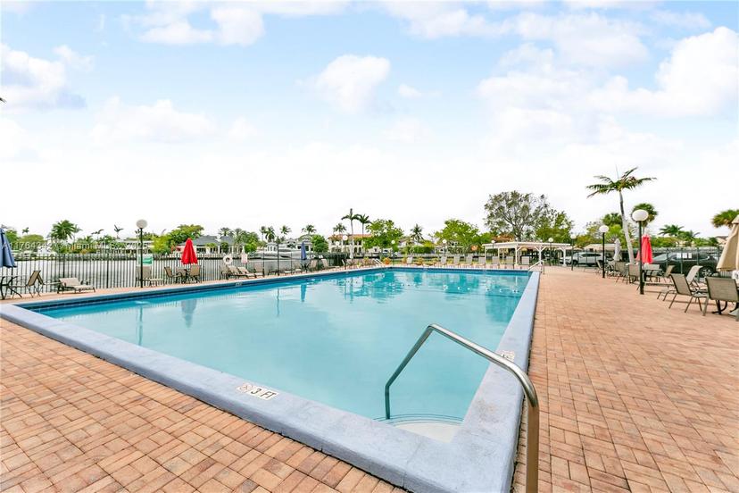Picture of 501 Three Islands Blvd # 305, Hallandale Beach FL 33009