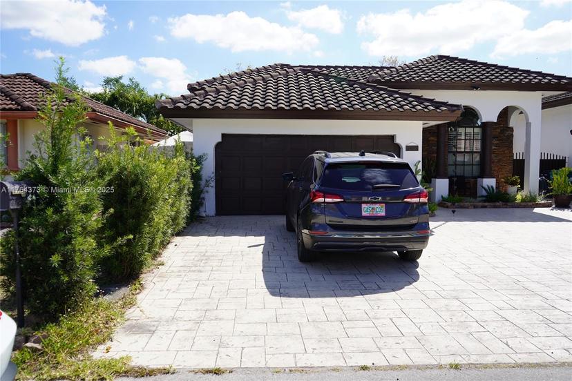 Picture of 3461 SW 154Th Ct, Miami FL 33185
