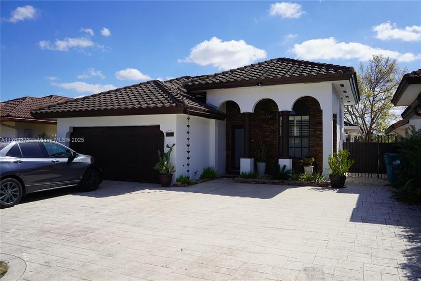 Picture of 3461 SW 154Th Ct, Miami FL 33185