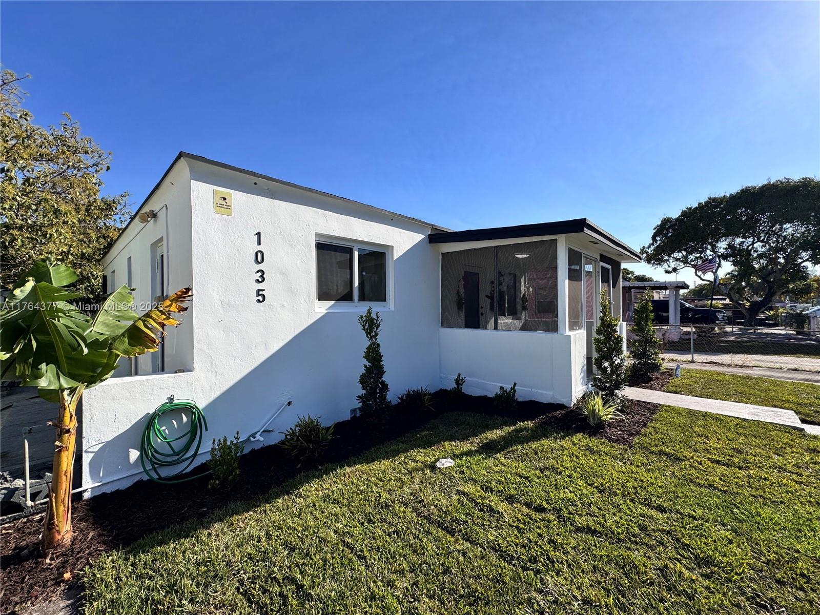 Picture of 1035 Atlantic Ave, Opa-Locka, FL 33054