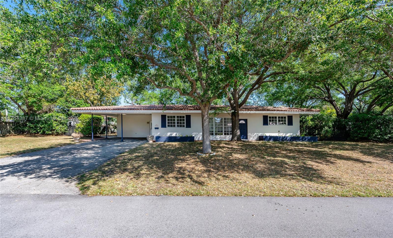 Picture of 8265 SW 118Th Ter, Miami, FL 33156