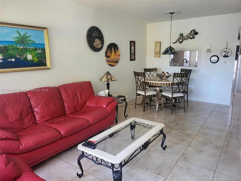 Picture of 4701 NW 34Th St # 511, Lauderdale Lakes FL 33319