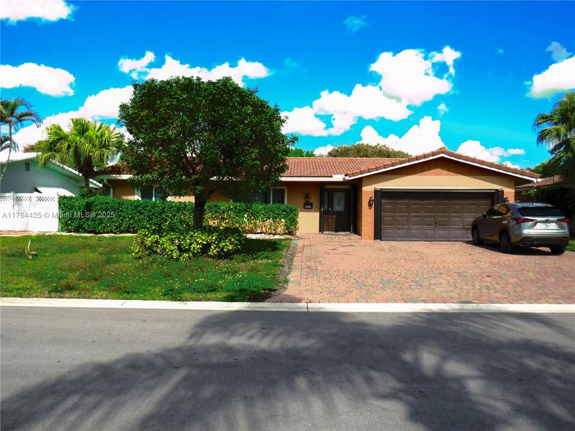 Picture of 7519 NW 42Nd Ct, Coral Springs FL 33065