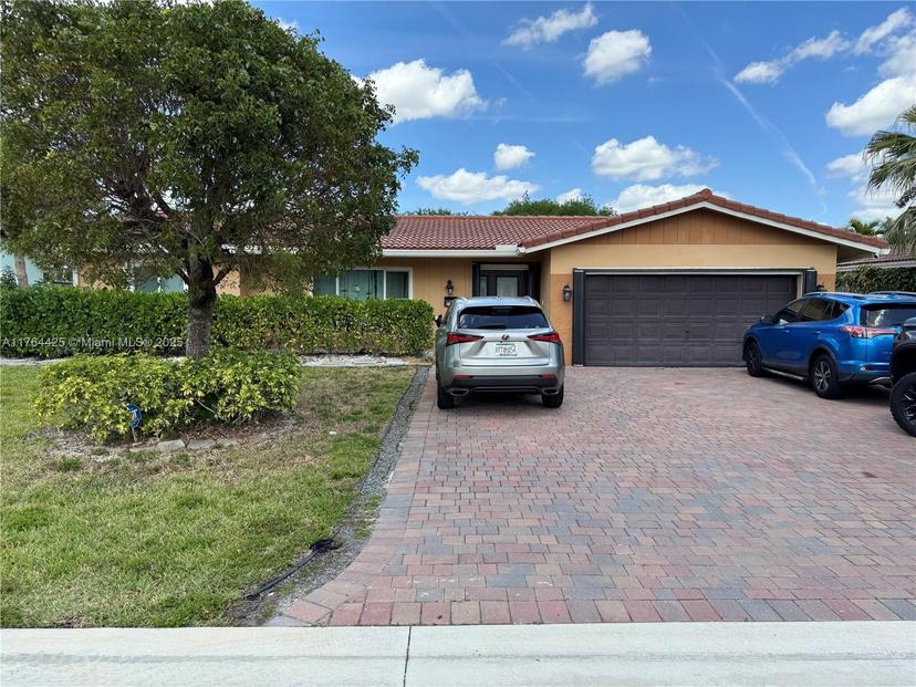 Picture of 7519 NW 42Nd Ct, Coral Springs FL 33065