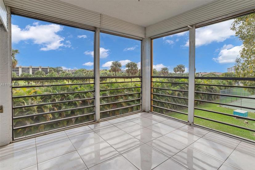 Picture of 9370 SW 8Th St # 322, Boca Raton FL 33428