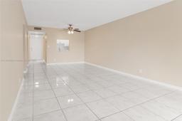 Picture of 9370 SW 8Th St # 322, Boca Raton, FL 33428
