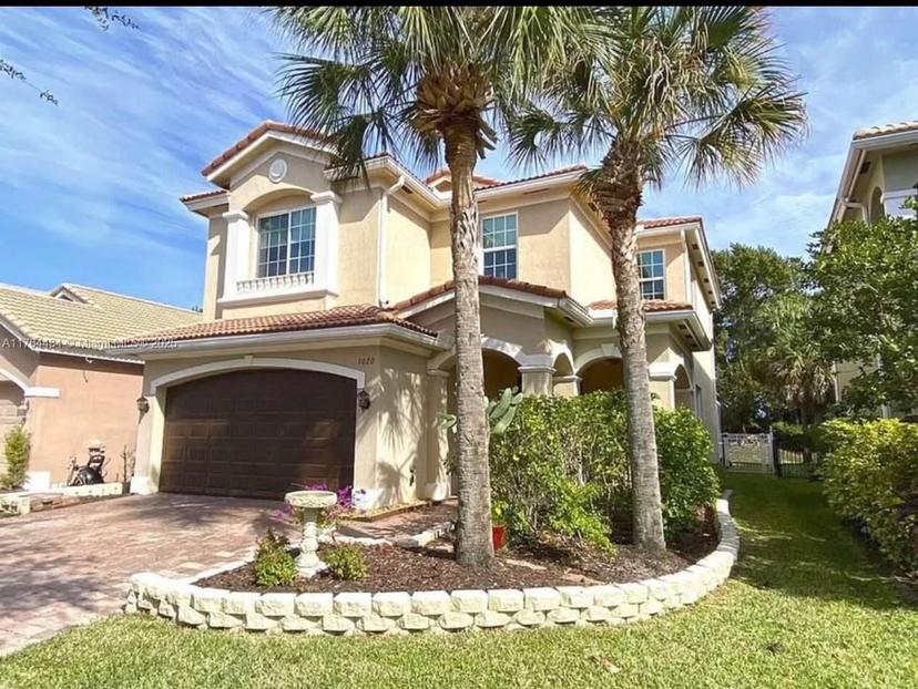 Picture of 1020 NW Leonardo Cir, Port St. Lucie FL 34986