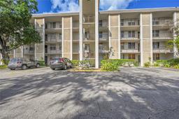 Picture of 4850 NW 29Th Ct # 125, Lauderdale Lakes, FL 33313
