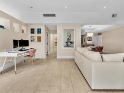 Picture of 2901 S Bayshore Dr # 1G, Miami, FL 33133