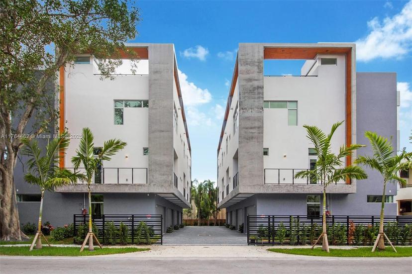 Picture of 2926 Bird Avenue # 1, Miami FL 33133