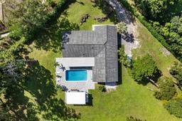 Picture of 9550 NW 42Nd Ct, Coral Springs, FL 33065