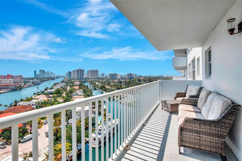 Picture of 137 Golden Isles Dr # 1503, Hallandale Beach FL 33009