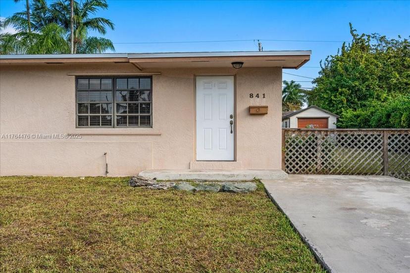 Picture of 841 NE 13Th St, Homestead FL 33030