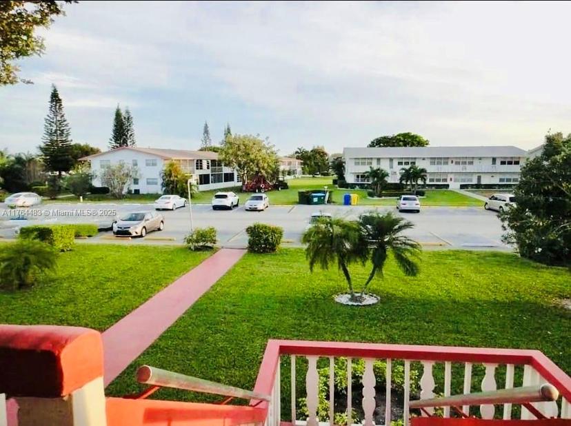 Picture of 130 Camden # F, West Palm Beach FL 33417