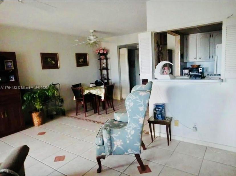 Picture of 130 Camden # F, West Palm Beach FL 33417