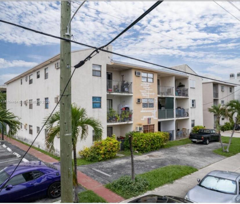 Picture of 142 SW 18Th Ave # 25, Miami FL 33135