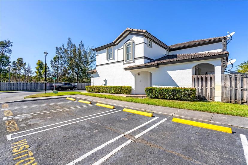 Picture of 7719 NW 116Th Path # 7719, Doral FL 33178