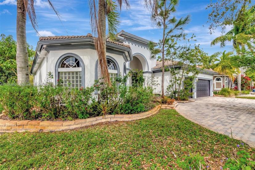 Picture of 10234 Oak Meadow Ln, Lake Worth FL 33449