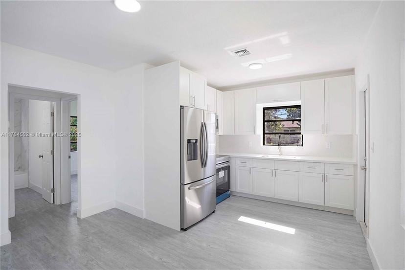 Picture of 50 E 13Th St, Hialeah FL 33010