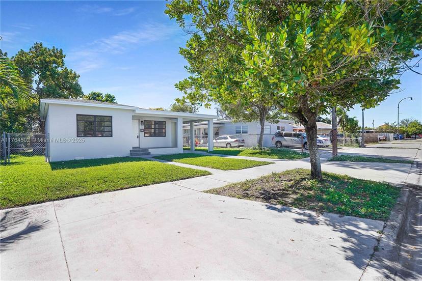 Picture of 50 E 13Th St, Hialeah FL 33010