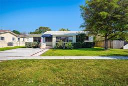 Picture of 1051 Oriole Ave, Miami Springs, FL 33166