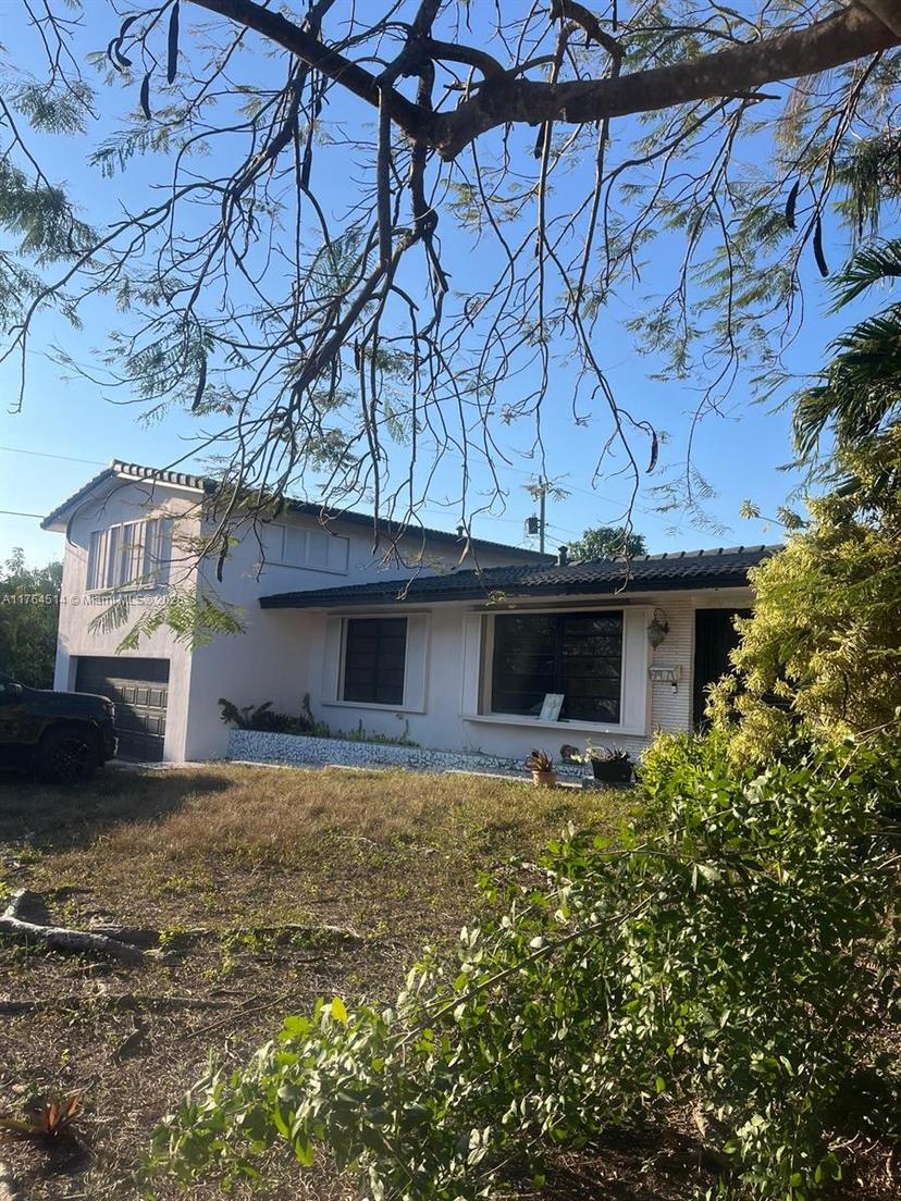 Picture of 9971 Colonial Dr, Miami FL 33157
