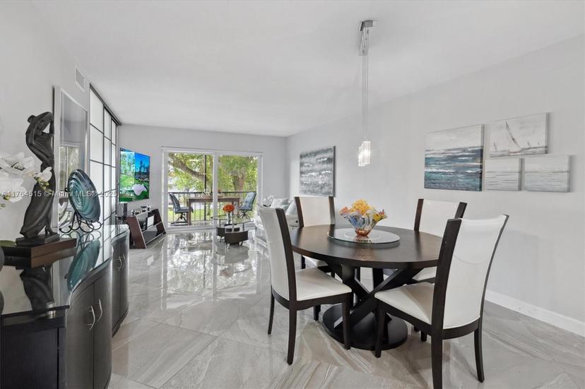 Picture of 8921 S Hollybrook Blvd # 304, Pembroke Pines FL 33025