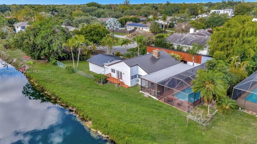 Picture of 7741 SW 170Th St, Palmetto Bay FL 33157