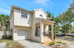 Picture of 9900 NW 2Nd Ct, Plantation, FL 33324