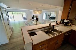 Picture of 16432 NE 26Th Ave # 5, North Miami Beach, FL 33160