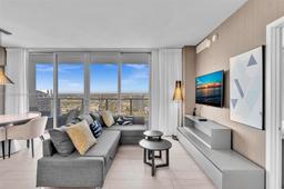 Picture of 4010 S Ocean Dr # R3106, Hollywood, FL 33019