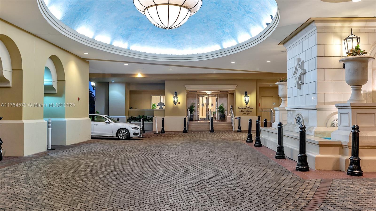 Picture of 200 Sunny Isles Blvd # 701, Sunny Isles Beach, FL 33160