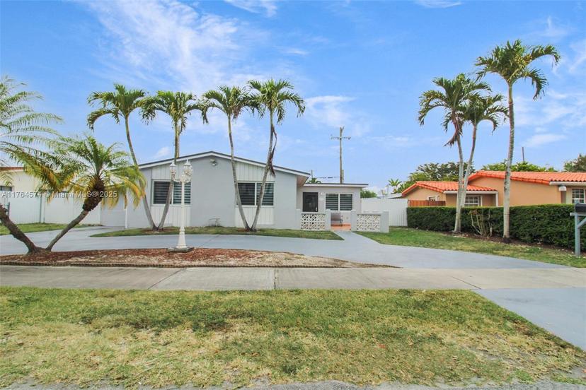 Picture of 9215 SW 44Th St, Miami FL 33165