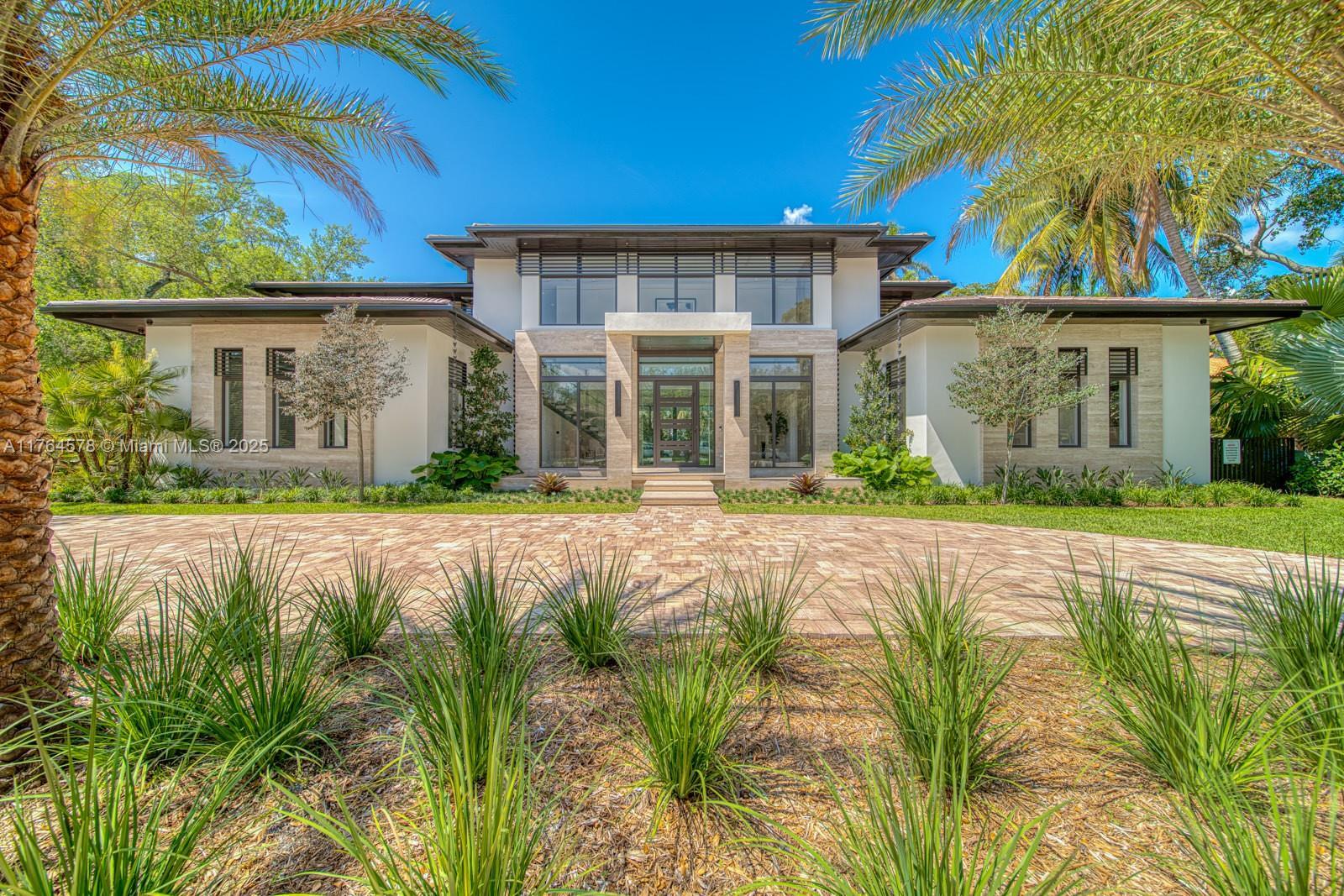 Picture of 6900 Granada Blvd, Coral Gables, FL 33146