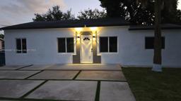 Picture of 2480 NW 87Th Ter, Miami, FL 33147