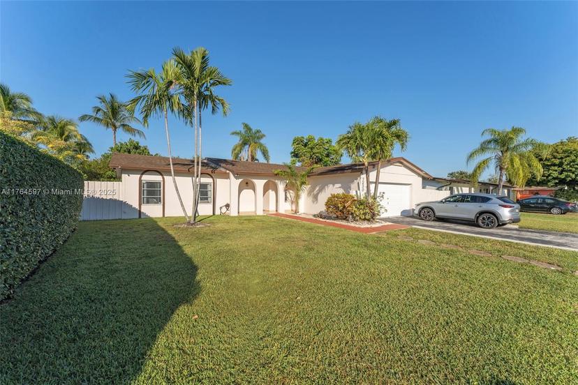 Picture of 7230 SW 131St Ave, Miami FL 33183