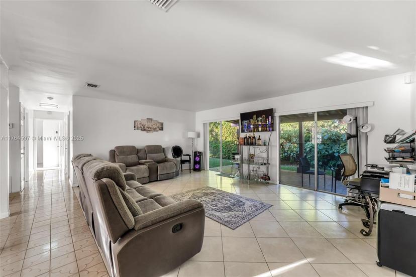 Picture of 7230 SW 131St Ave, Miami FL 33183