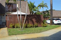 Picture of 2546 SW 15Th St # 2546, Deerfield Beach, FL 33442