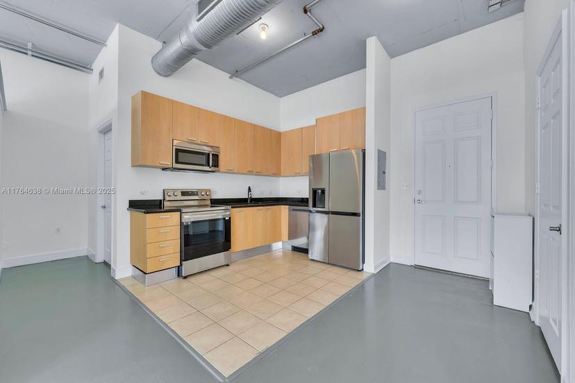 Picture of 2100 Van Buren St # 206, Hollywood FL 33020