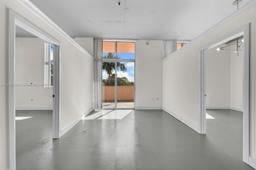Picture of 2100 Van Buren St # 206, Hollywood, FL 33020