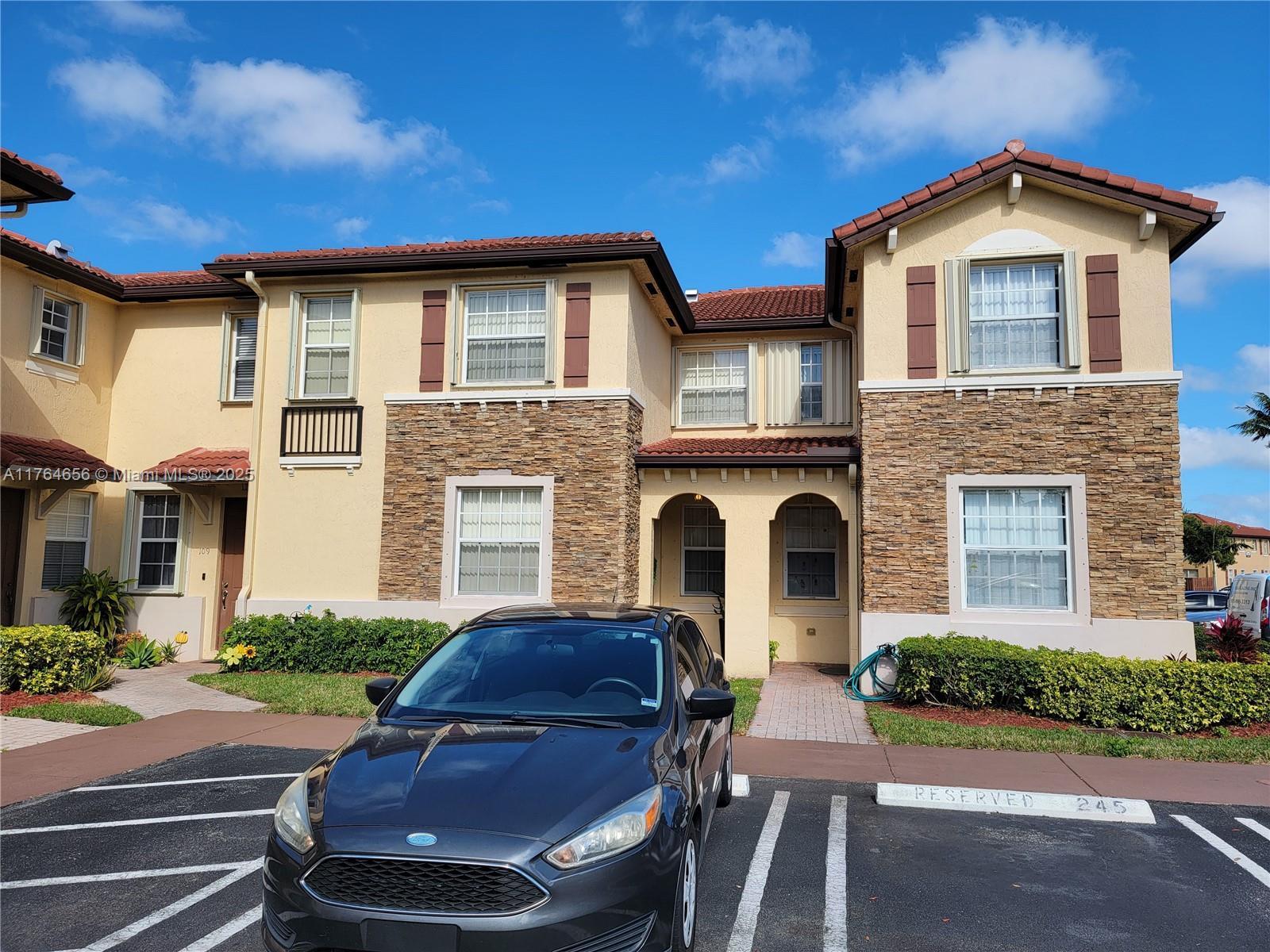 Picture of 1398 NE 33Rd Ave # 25, Homestead, FL 33033