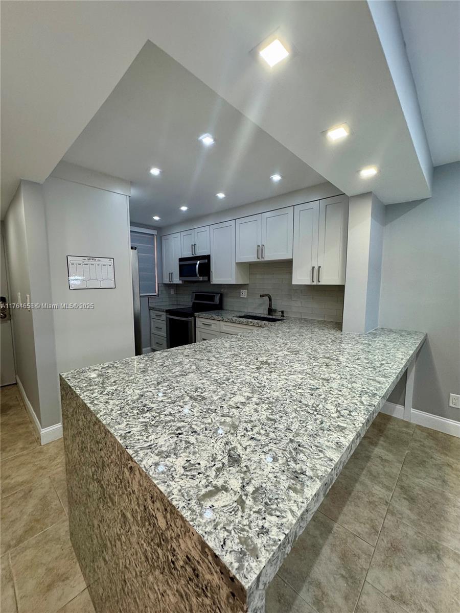 Picture of 8437 Forest Hills Drive # 103, Coral Springs, FL 33065